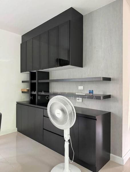 Grandio Ladprao-Kaset Nawamin, Bangkok, Soi Nawamin 42, Yeak 27, Khlong Kum, Bueng Kum, Bangkok, 4 Bedrooms, 182 sqm, Single Detached House For Rent, by Manapong Phromphitak, 500574366 - DDproperty.com