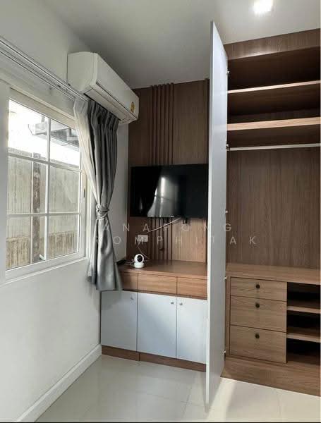 Grandio Ladprao-Kaset Nawamin, Bangkok, Soi Nawamin 42, Yeak 27, Khlong Kum, Bueng Kum, Bangkok, 4 Bedrooms, 182 sqm, Single Detached House For Rent, by Manapong Phromphitak, 500574366 - DDproperty.com