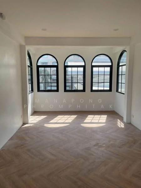2-BR House, Bangkok, Bang Na Nuea, Bang Na, Bangkok, 2 Bedrooms, 224 sqm, Single Detached House For Rent, by Manapong Phromphitak, 500574378 - DDproperty.com