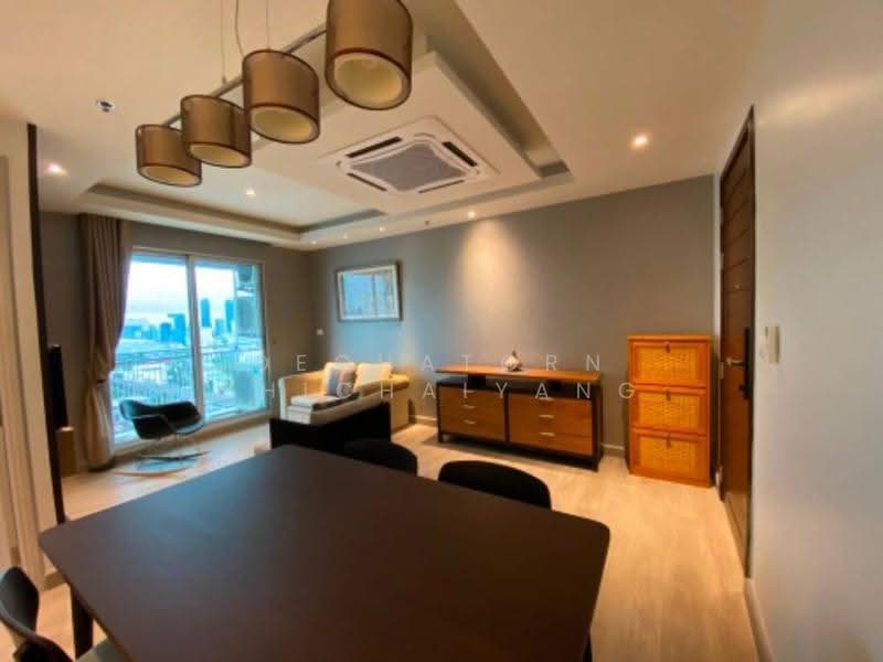 Thru Thonglor, Bangkok, Petchaburi Road, Bang Kapi, Huai Khwang, Bangkok, 2 Bedrooms, 67 sqm, Condo For Rent, by Dechatorn Chichaiyang, 500574404 - DDproperty.com