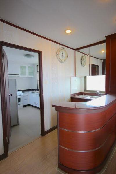 Tongtip Mansion, Bangkok, Soi Sukhumvit 47, Khlong Tan Nua, Watthana, Bangkok, 3 Bedrooms, 250 sqm, Apartment For Rent, by Ramita Theptham, 500574410 - DDproperty.com
