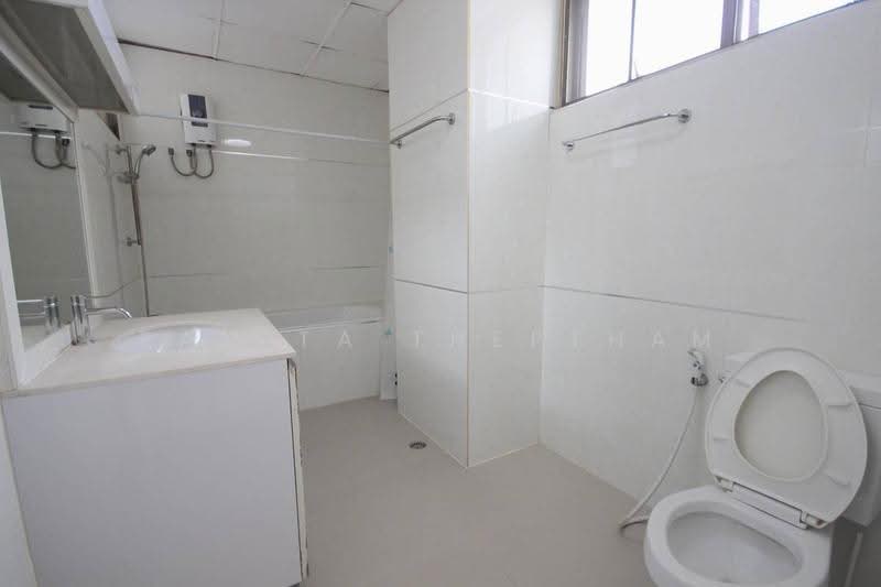 Tongtip Mansion, Bangkok, Soi Sukhumvit 47, Khlong Tan Nua, Watthana, Bangkok, 3 Bedrooms, 250 sqm, Apartment For Rent, by Ramita Theptham, 500574410 - DDproperty.com