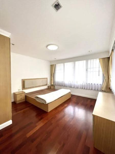 Acadamia Grand Tower, Bangkok, Soi Sukhumvit 43, Khlong Tan Nua, Watthana, Bangkok, 3 Bedrooms, 194 sqm, Condo For Rent, by Dechatorn Chichaiyang, 500574426 - DDproperty.com