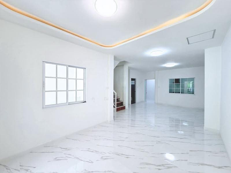 Warangkun Khlong 3 Village : หมู่บ้านวรางกูล คลอง 3, ปทุมธานี, ลำลูกกา, ปทุมธานี, 70 ตร.ม., ทาวน์เฮ้าส์ ขาย, โดย คุณนา, 500574448 - DDproperty.com