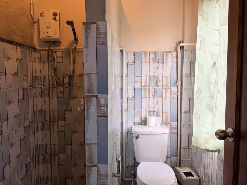 Guest house in old town Chiang Mai, Chiang Mai, Phra Singh, Muang Chiang Mai, Chiang Mai, , 200 sqm, Shophouse For Rent, by Sirinrat Maneerat, 500574505 - DDproperty.com