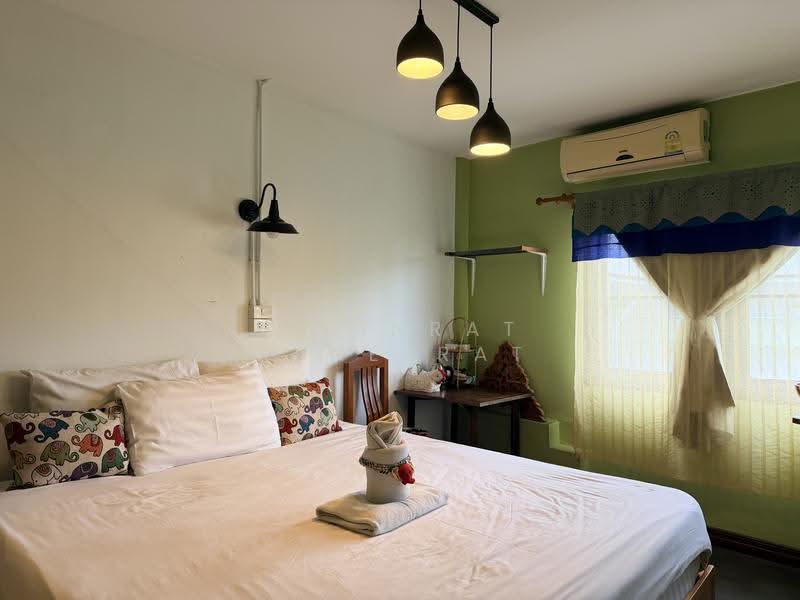 Guest house in old town Chiang Mai, Chiang Mai, Phra Singh, Muang Chiang Mai, Chiang Mai, , 200 sqm, Shophouse For Rent, by Sirinrat Maneerat, 500574505 - DDproperty.com