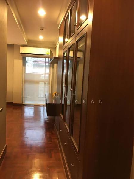 Ploenruedee Residence, Bangkok, Soi Ruamruedee, Lumphini, Pathum Wan, Bangkok, 3 Bedrooms, 205 sqm, Apartment For Rent, by Nat Tantirapan, 500574508 - DDproperty.com