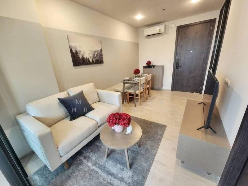 XT Huaikhwang, Bangkok, 244 Ratchadaphisek Road, Huai Khwang, Bangkok, 1 Bedroom, 35 sqm, Condo For Rent, by Manapong Phromphitak, 500574519 - DDproperty.com