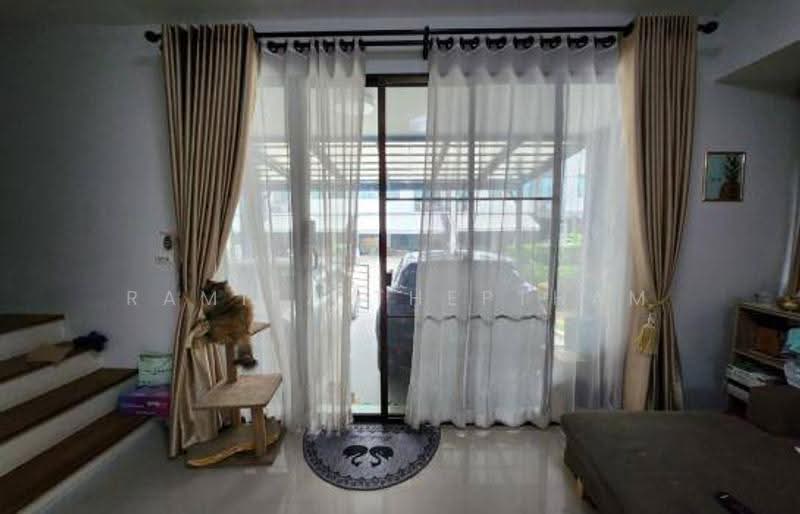 3-BR Townhouse, Bangkok, Saphan Sung, Bangkok, 3 Bedrooms, 107 sqm, Townhouse For Sale, by Ramita Theptham, 500574531 - DDproperty.com