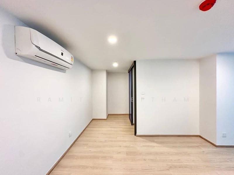 Life Rama 4-Asoke, Bangkok, Rama 4 Road, Khlong Toei, Bangkok, 2 Bedrooms, 50 sqm, Condo For Rent, by Ramita Theptham, 500574548 - DDproperty.com