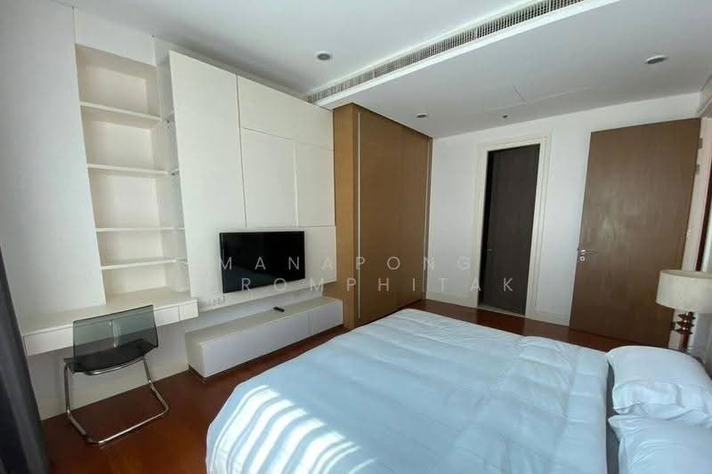 The Esse Sukhumvit 36, Bangkok, Soi Sukhumvit 36, Sukhumvit Road, Phra Kanong, Khlong Toei, Bangkok, 1 Bedroom, 38 sqm, Condo For Rent, by Manapong Phromphitak, 500574575 - DDproperty.com