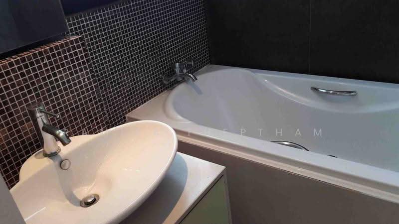 59 Heritage, Bangkok, 18 Soi Sukhumvit 59, Khlong Tan Nua, Watthana, Bangkok, 3 Bedrooms, 160 sqm, Condo For Rent, by Ramita Theptham, 500574584 - DDproperty.com