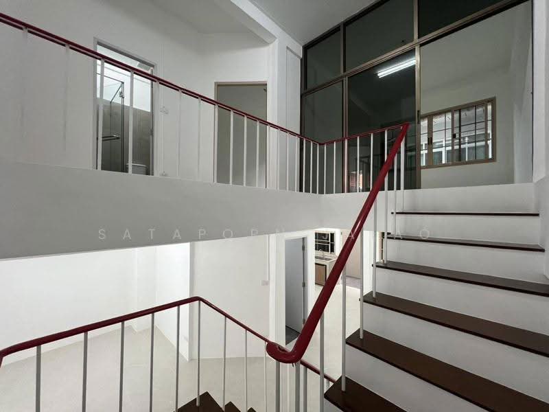 3-BR Townhouse, Bangkok, Din Daeng, Din Daeng, Bangkok, 3 Bedrooms, 140 sqm, Townhouse For Rent, by Sataporn Jalao, 500574585 - DDproperty.com