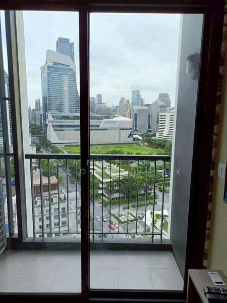 Life One Wireless, Bangkok, 1 Wireless Road, Lumphini, Pathum Wan, Bangkok, 2 Bedrooms, 45 sqm, Condo For Rent, by Manapong Phromphitak, 500574623 - DDproperty.com