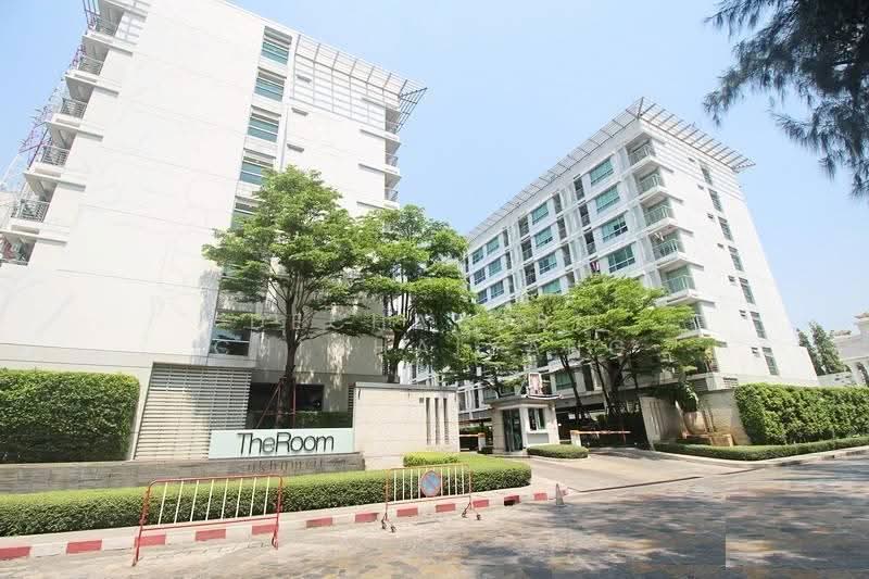 The Room Sukhumvit 79, Bangkok, 99 Sukhumvit Road 79, Phra Kanong Nua, Watthana, Bangkok, 2 Bedrooms, 58 sqm, Condo For Sale, by Dechatorn Chichaiyang, 500574635 - DDproperty.com