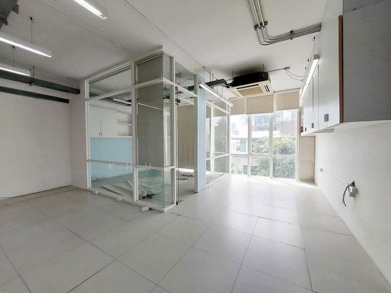 7-Story Office Building with Elevator for Lease in Sathorn (SPSJP692), Bangkok, นราธิวาสราชนครินทร์ 13, Thung Maha Mek, Sathon, Bangkok, , 1,285 sqm, Shophouse For Rent, by Khun Jane, 500574645 - DDproperty.com