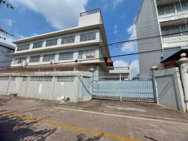 6-BR House, Bangkok, Phra Kanong, Khlong Toei, Bangkok, 6 Bedrooms, 980 sqm, Single Detached House For Sale, by Sataporn Jalao, 500574674 - DDproperty.com