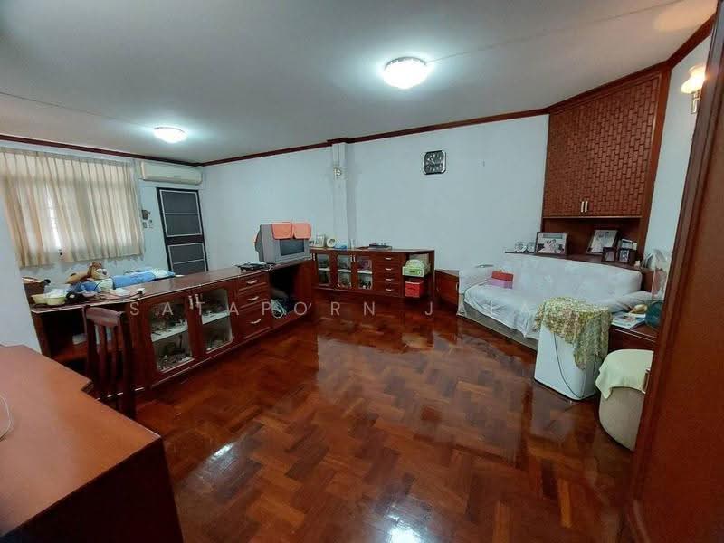6-BR House, Bangkok, Phra Kanong, Khlong Toei, Bangkok, 6 Bedrooms, 980 sqm, Single Detached House For Sale, by Sataporn Jalao, 500574674 - DDproperty.com