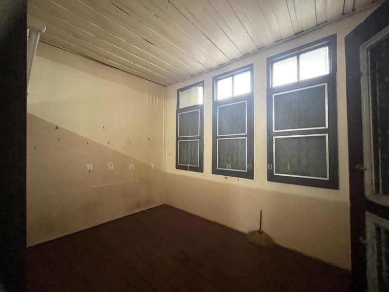ตึกแถวริมถนนจักรเพชร, Bangkok, จักรเพชร, Wang Burapaphirom, Phra Nakhon, Bangkok, , 200 sqm, Shophouse For Sale, by พนิดา (พลอย), 500574713 - DDproperty.com