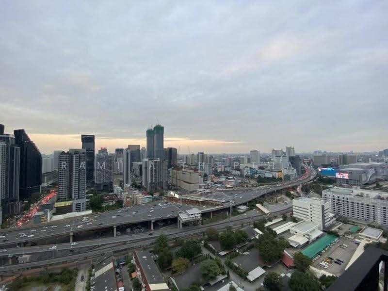 Life Asoke : ไลฟ์ อโศก, กรุงเทพ, ถนนอโศก-ดินแดง แขวงบางกะปิ เขตห้วยขวาง กทม., บางกะปิ, ห้วยขวาง, กรุงเทพ, 55 ตร.ม., คอนโด ขาย, โดย Ramita Theptham, 500574728 - DDproperty.com