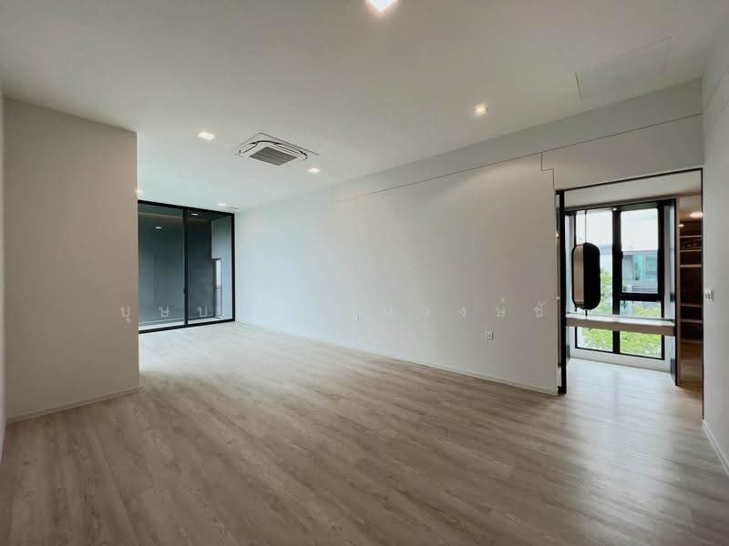 VIVE Krungthep Kreetha, Bangkok, Krungthep Kreetha Road, Saphan Sung, Bangkok, 4 Bedrooms, 421 sqm, Single Detached House For Rent, by บุษบา รัตนวงษ์ชัย, 500574739 - DDproperty.com