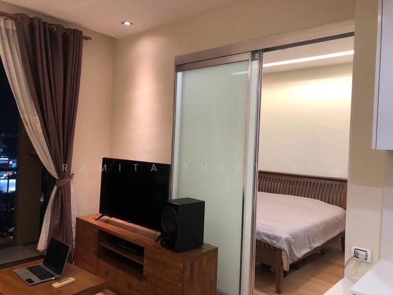 Equinox Phahol Vibha, Bangkok, 345 Paholyothin Road, Jom Phon, Chatuchak, Bangkok, 1 Bedroom, 40 sqm, Condo For Sale, by Ramita Theptham, 500574772 - DDproperty.com