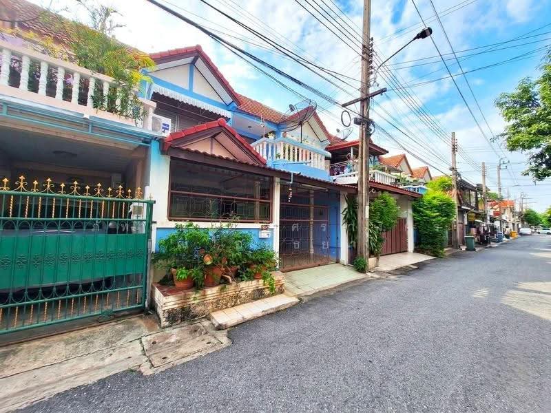 หมู่บ้านอยู่เจริญ ซอยเทิดราชัน 47, Bangkok, Si Khan, Don Mueang, Bangkok, 4 Bedrooms, 96 sqm, Townhouse For Sale, by ภัทรนัน อิศรางกูร ณ อยุธยา, 500574790 - DDproperty.com