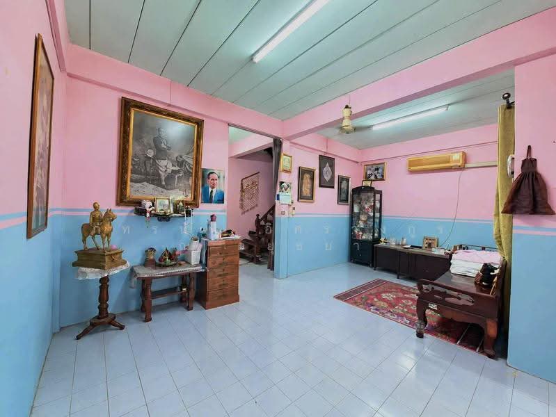 หมู่บ้านอยู่เจริญ ซอยเทิดราชัน 47, Bangkok, Si Khan, Don Mueang, Bangkok, 4 Bedrooms, 96 sqm, Townhouse For Sale, by ภัทรนัน อิศรางกูร ณ อยุธยา, 500574790 - DDproperty.com