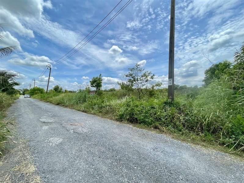 ที่ดินเปล่า 400 ตร.ว. ที่ดิน ใกล้สวนกีฬากมล FBT ซอยสุวินทวงศ์49, กรุงเทพ, ถนนสุวินทวงศ์, กระทุ่มราย, หนองจอก, กรุงเทพ, 1,600 ตร.ม., ที่ดิน ขาย, โดย คุณ พัชรนันท์ พรมพิทักษ์ (นัจข์), 500574818 - DDproperty.com