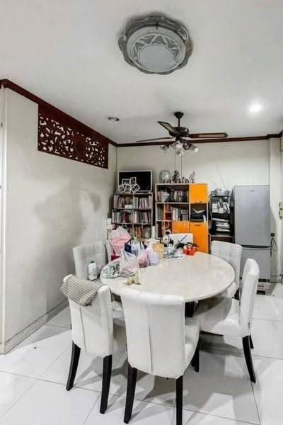 undefined, Bangkok, Praborommaharatchawang, Phra Nakhon, Bangkok, 5 Bedrooms, 350 sqm, Townhouse For Sale, by Sataporn Jalao, 500574827 - DDproperty.com