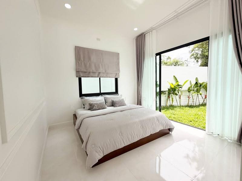 S2839 | Modern Pool Villa with 5 Bedrooms Near International Schools, Mae Hia–Hang Dong, Chiang Mai, Nong Kwai, Hang Dong, Chiang Mai, 5 Bedrooms, 330 sqm, Single Detached House For Sale, by Aornjira Khatthima, 500574836 - DDproperty.com