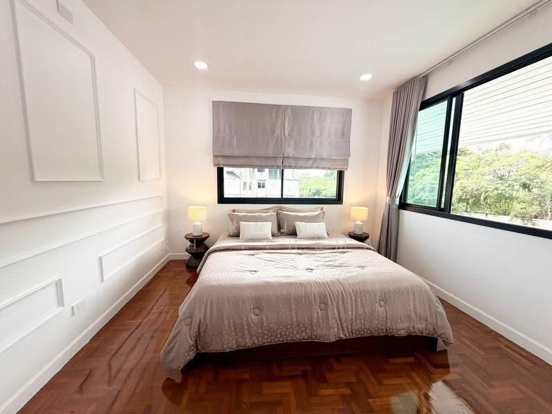 S2839 | Modern Pool Villa with 5 Bedrooms Near International Schools, Mae Hia–Hang Dong, Chiang Mai, Nong Kwai, Hang Dong, Chiang Mai, 5 Bedrooms, 330 sqm, Single Detached House For Sale, by Aornjira Khatthima, 500574836 - DDproperty.com