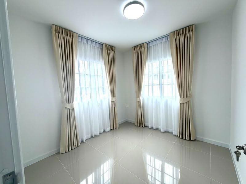 Pruksa Ville 16 Rangsit-Ongkarak, Pathum Thani, ปทุมธานี ธัญบุรี ประชาธิปัตย์, Prachathipat, Thanyaburi, Pathum Thani, 3 Bedrooms, 100 sqm, Townhouse For Sale, by คุณนา, 500574866 - DDproperty.com