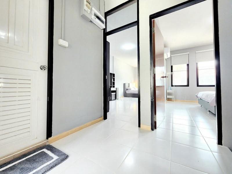 Baan Yu Charoen Ratchadaphisek 18, Bangkok, รัชดาภิเษก, Huai Khwang, Bangkok, 3 Bedrooms, 170 sqm, Townhouse For Rent, by Airada Parasarn, 500574885 - DDproperty.com