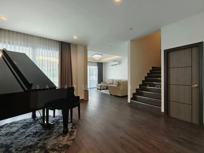 4-BR House, Bangkok, Phra Kanong Nua, Watthana, Bangkok, 4 Bedrooms, 330 sqm, Single Detached House For Rent, by Sataporn Jalao, 500574898 - DDproperty.com