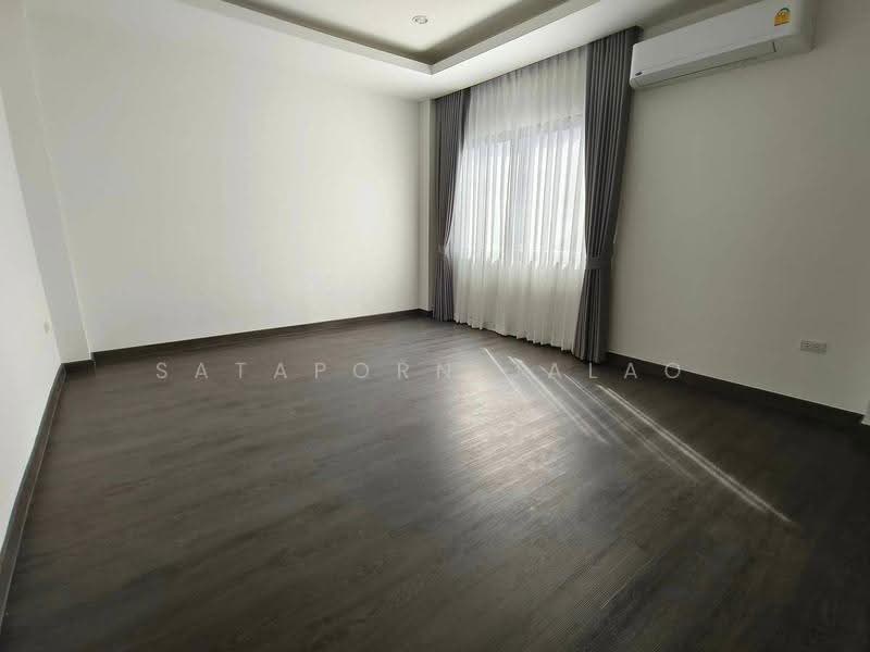 4-BR House, Bangkok, Phra Kanong Nua, Watthana, Bangkok, 4 Bedrooms, 330 sqm, Single Detached House For Rent, by Sataporn Jalao, 500574898 - DDproperty.com
