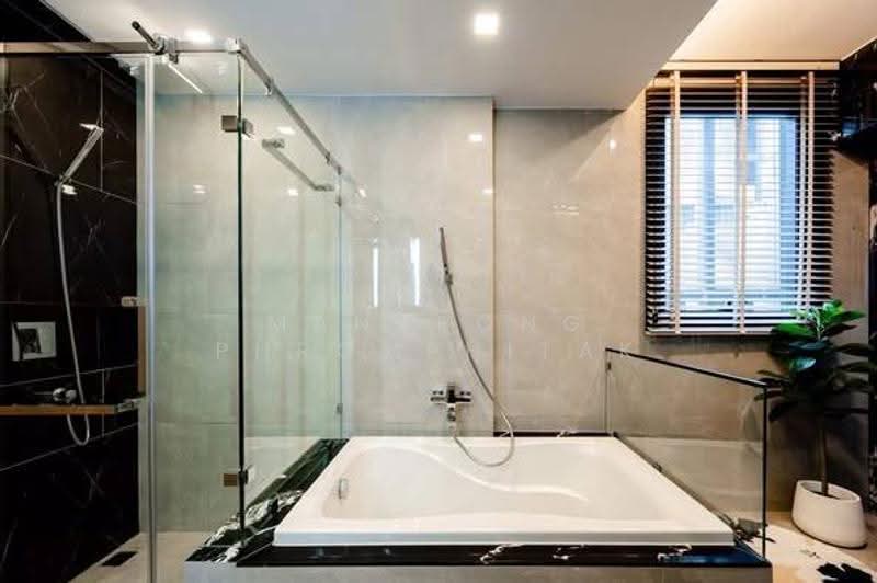 One9Five Asoke-Rama 9, Bangkok, 195 Soi Rama 9 Soi 5, Huai Khwang, Bangkok, 2 Bedrooms, 74 sqm, Condo For Sale, by Manapong Phromphitak, 500574906 - DDproperty.com