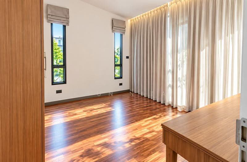 House with Private Pool / Sathorn, กรุงเทพ, ทุ่งมหาเมฆ, สาทร, กรุงเทพ, 550 ตร.ม., บ้านเดี่ยว ให้เช่า, โดย Khun Nita, 500574932 - DDproperty.com