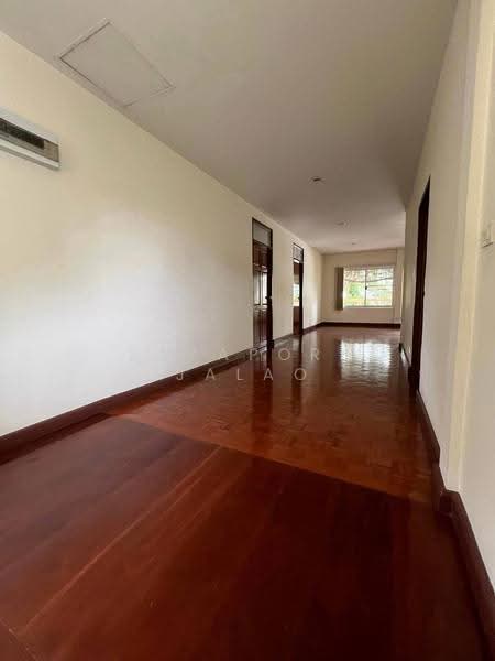 7-BR House, Bangkok, Samsen Nai, Phaya Thai, Bangkok, 7 Bedrooms, 434 sqm, Single Detached House For Sale, by Sataporn Jalao, 500574937 - DDproperty.com