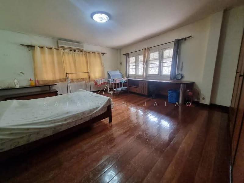 7-BR Townhouse, Bangkok, Bang Pong Pang, Yan Nawa, Bangkok, 7 Bedrooms, 350 sqm, Townhouse For Sale, by Sataporn Jalao, 500574978 - DDproperty.com