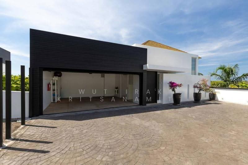 Surin Heights, Phuket, Choeng Thale, Thalang, Phuket, 6 Bedrooms, 500 sqm, Villa For Sale, by Wuttirak Kritsanamitt, 500574994 - DDproperty.com