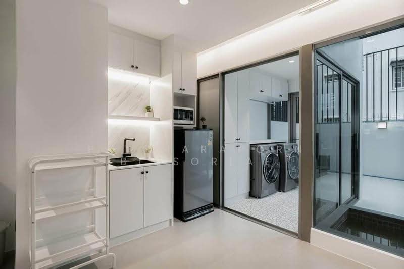 LUXE 35 Ratchada-Ladprao : ลักซ์ 35 รัชดา-ลาดพร้าว, กรุงเทพ, Soi Lat Phrao 35, Lat Phrao Road, จันทรเกษม, จตุจักร, กรุงเทพ, 400 ตร.ม., ทาวน์เฮ้าส์ ขาย, โดย Patcharaporn Binsorlae, 500575220 - DDproperty.com