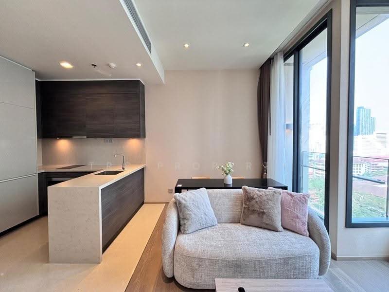The Esse Asoke, Bangkok, 333 Soi Sukhumvit 21, Sukhumvit Road, Khlongtoei Nua, Watthana, Bangkok, 1 Bedroom, 45 sqm, Condo For Rent, by TRC Property, 500575337 - DDproperty.com