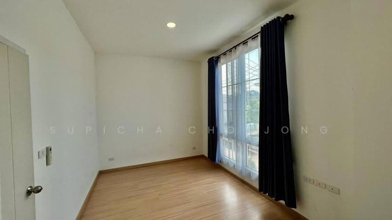 บ้าน 4-ห้องนอน, ชลบุรี, สุรศักดิ์, ศรีราชา, ชลบุรี, 220 ตร.ม., บ้านเดี่ยว ขาย, โดย Supicha Chorjong, 500575361 - DDproperty.com