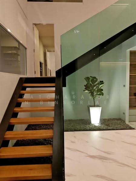 Prompak Gardens Condominium, Bangkok, Sukhumvit, Khlongtoei Nua, Watthana, Bangkok, 3 Bedrooms, 650 sqm, Condo For Sale, by Patcharaporn Binsorlae, 500575383 - DDproperty.com