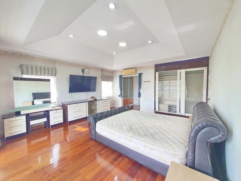 Nantawan Suanluang Rama 9, Bangkok, Chaloem Phra Kiat Rama 9, Soi 62, Dok Mai, Prawet, Bangkok, 5 Bedrooms, 300 sqm, Single Detached House For Rent, by Noppawan Ruangdech, 500575394 - DDproperty.com