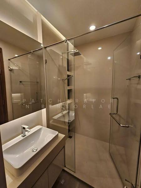 Menam Residences, Bangkok, 2088 Charoenkrung Road, Wat Prayakrai, Bang Kho Laem, Bangkok, 3 Bedrooms, 160 sqm, Condo For Sale, by Patcharaporn Binsorlae, 500575395 - DDproperty.com