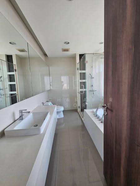 Menam Residences, Bangkok, 2088 Charoenkrung Road, Wat Prayakrai, Bang Kho Laem, Bangkok, 3 Bedrooms, 160 sqm, Condo For Sale, by Patcharaporn Binsorlae, 500575395 - DDproperty.com