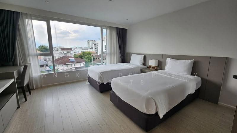 GM Residence, Bangkok, Soi Ekkamai 18, Khlong Tan Nua, Watthana, Bangkok, 3 Bedrooms, 220 sqm, Condo For Rent, by BANGKOK PROPERTY AGENTS, 500575438 - DDproperty.com