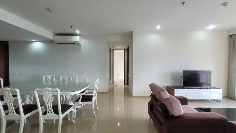 The Lakes, Bangkok, 123 Ratchadaphisek Road, Khlong Toei, Bangkok, 3 Bedrooms, 173 sqm, Condo For Rent, by Juthabhorn Uppachit (Amy), 500575448 - DDproperty.com